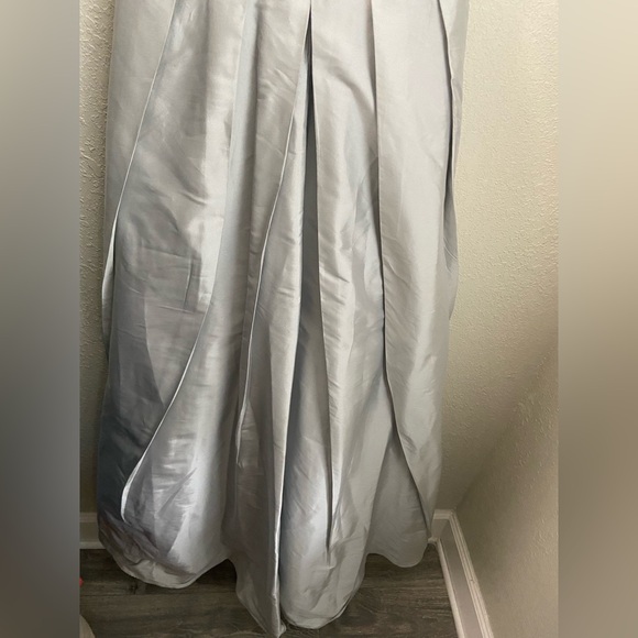 Gorgeous Aidan Mattox Prom Wedding Evening Gown Blue Gray Sequins Beads Size 4 - Picture 3 of 16